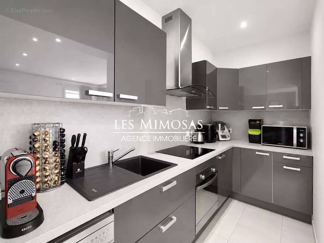 Appartement à FREJUS