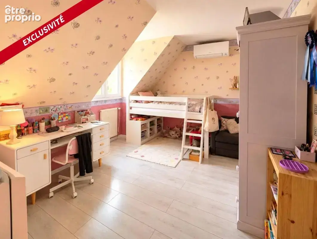 Maison familiale 4 chambres, bureau et jardin clos - photo 11