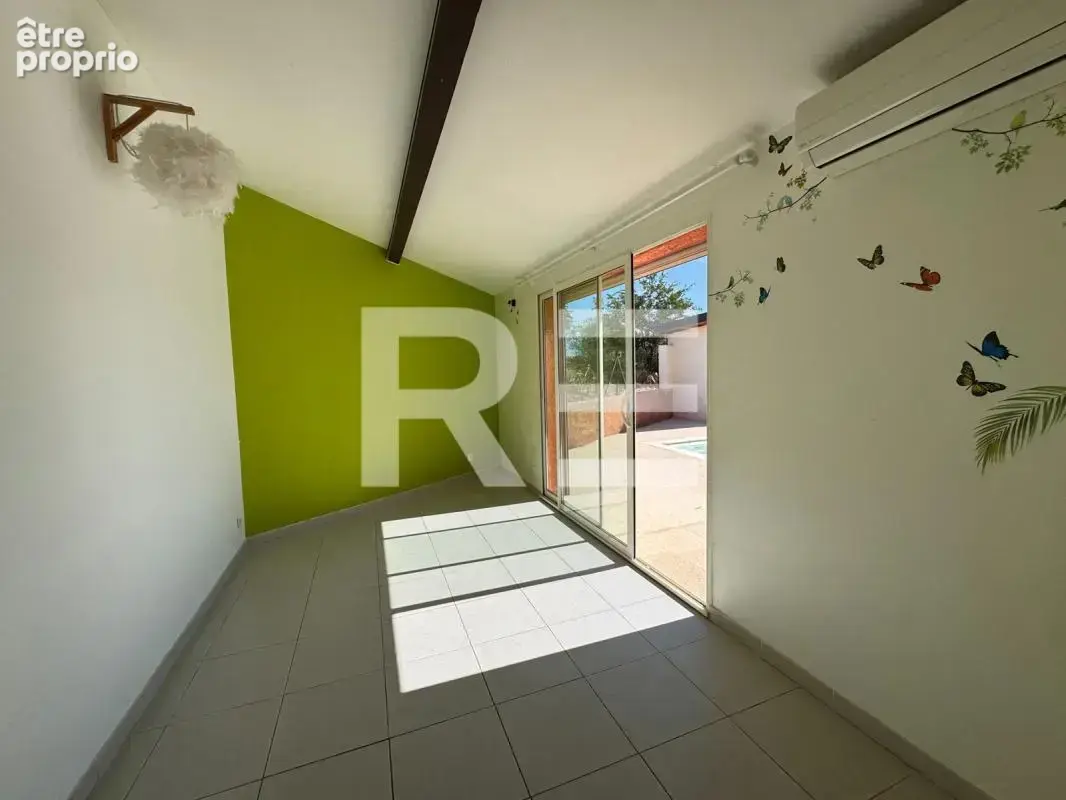 Saint-gilles – villa avec piscine aux belles prestations - photo 12