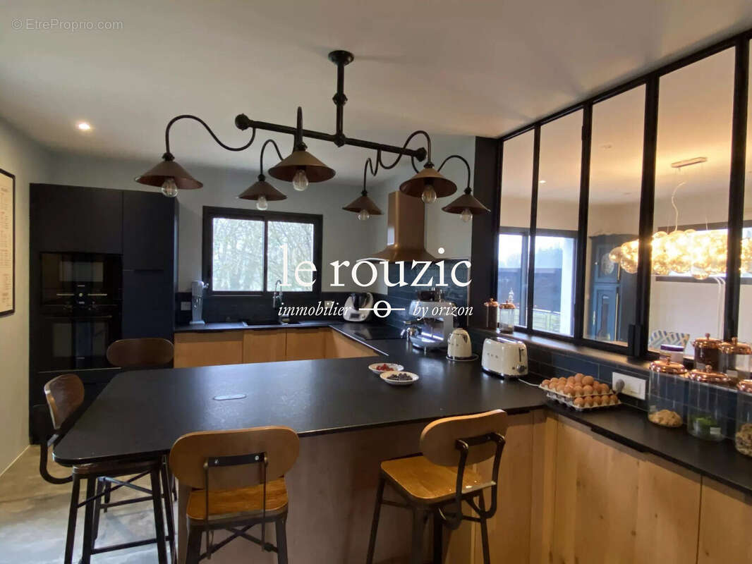 Maison 200 m² à Plumergat  - photo 2