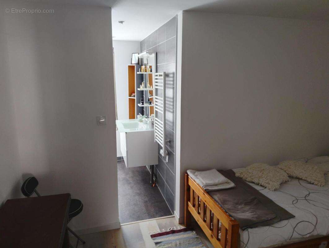 Appartement à GLOS-LA-FERRIERE