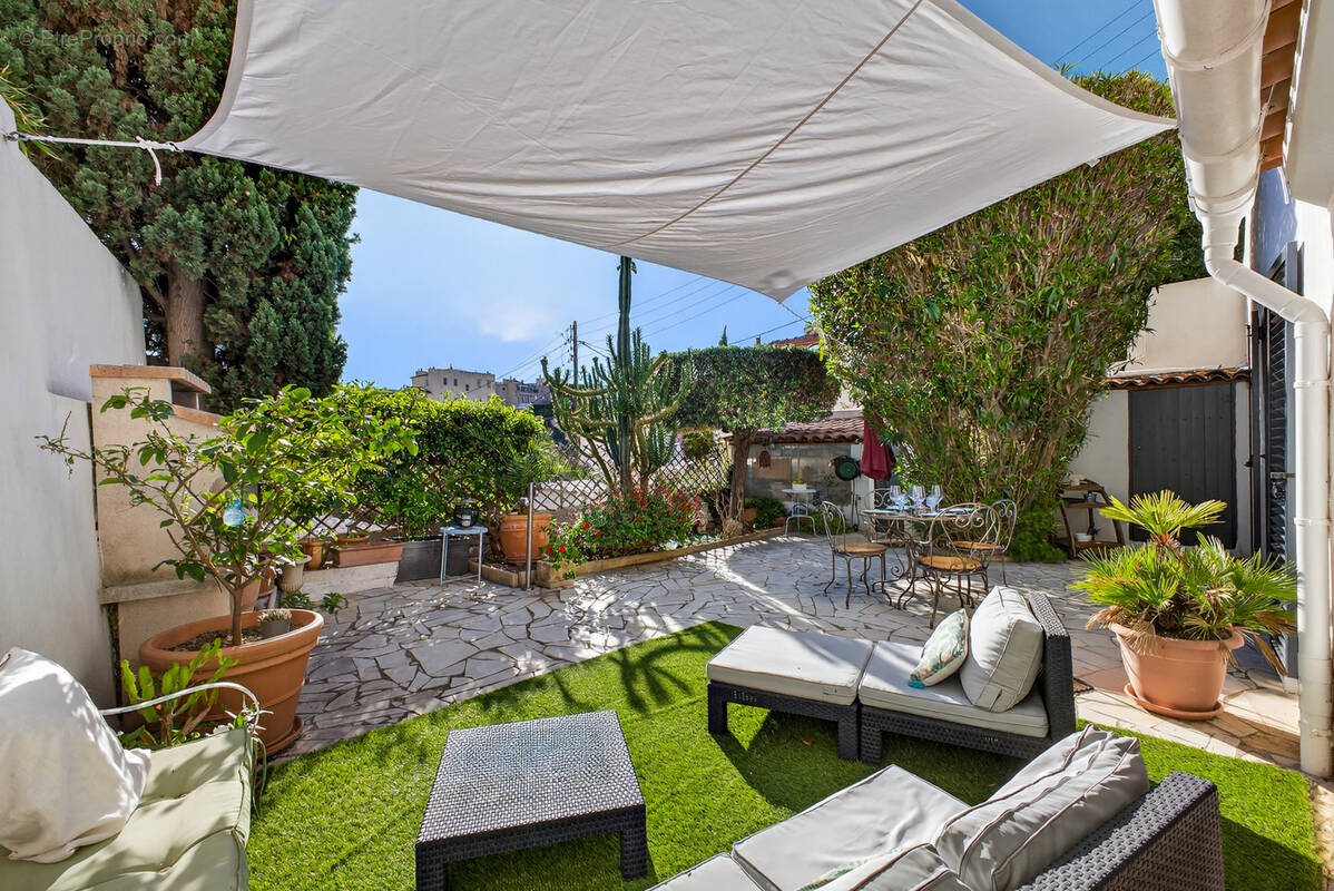 Maison à MARSEILLE-7E