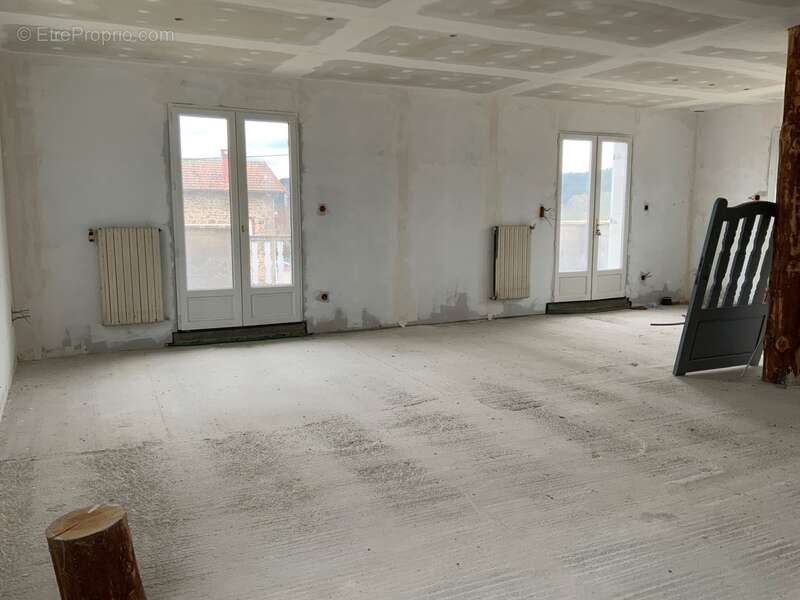 Maison à LES SALLES