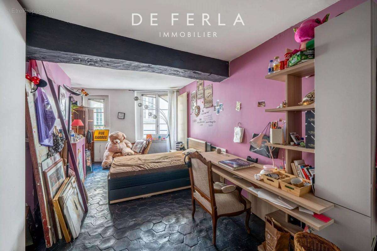 Appartement à PARIS-5E