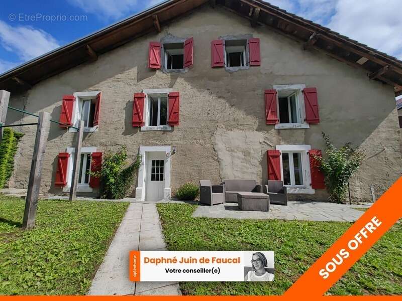 Maison à PERS-JUSSY
