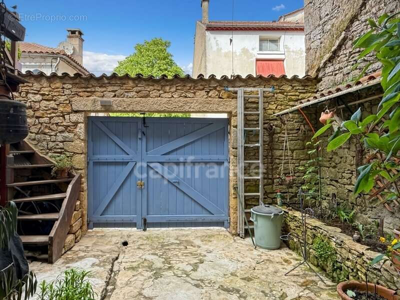Maison à VILLEFRANCHE-DU-PERIGORD