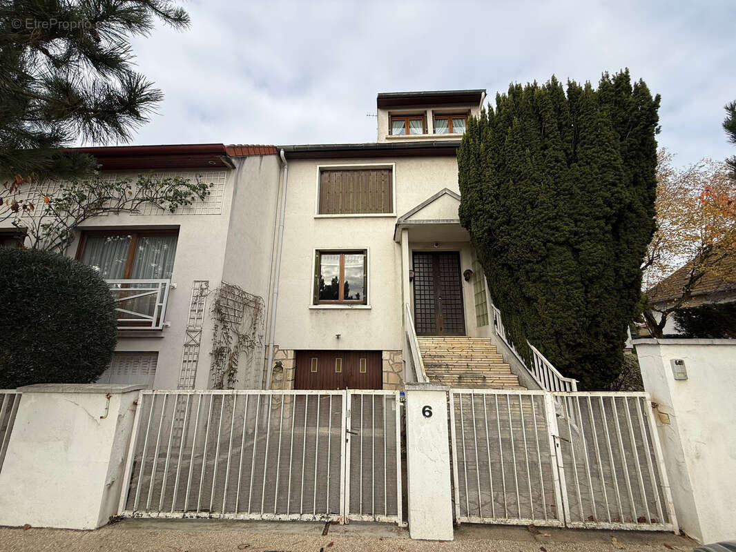 Maison à MITRY-MORY