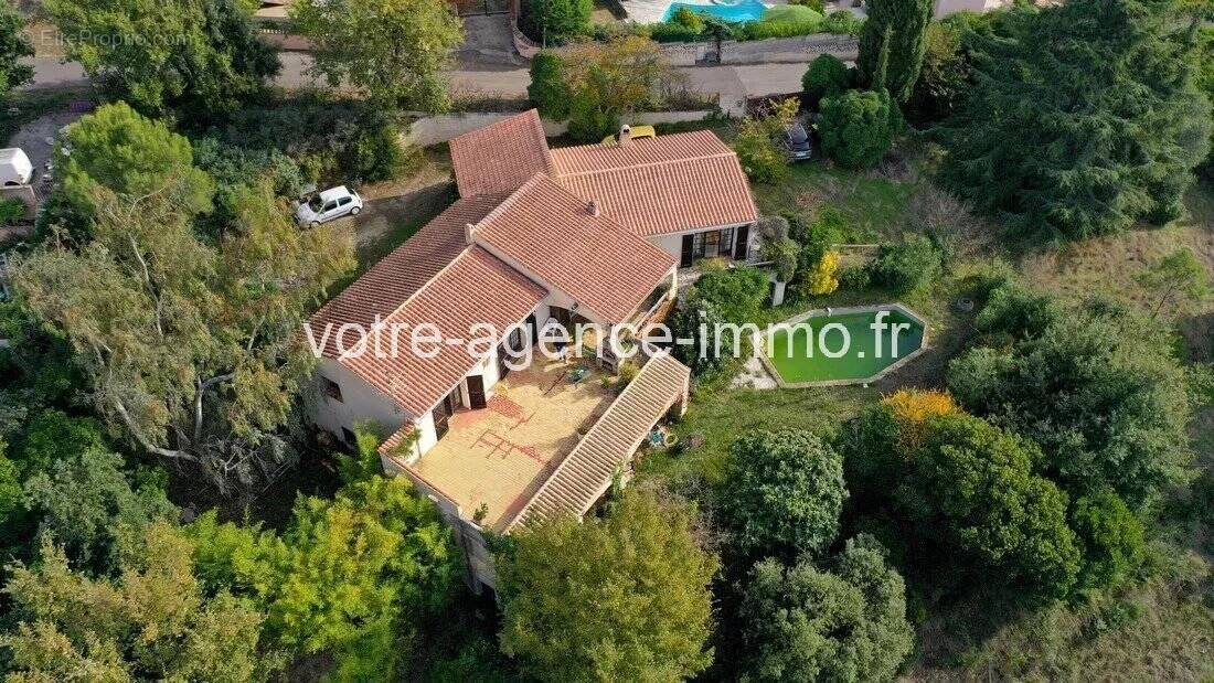 Maison à LA GAUDE