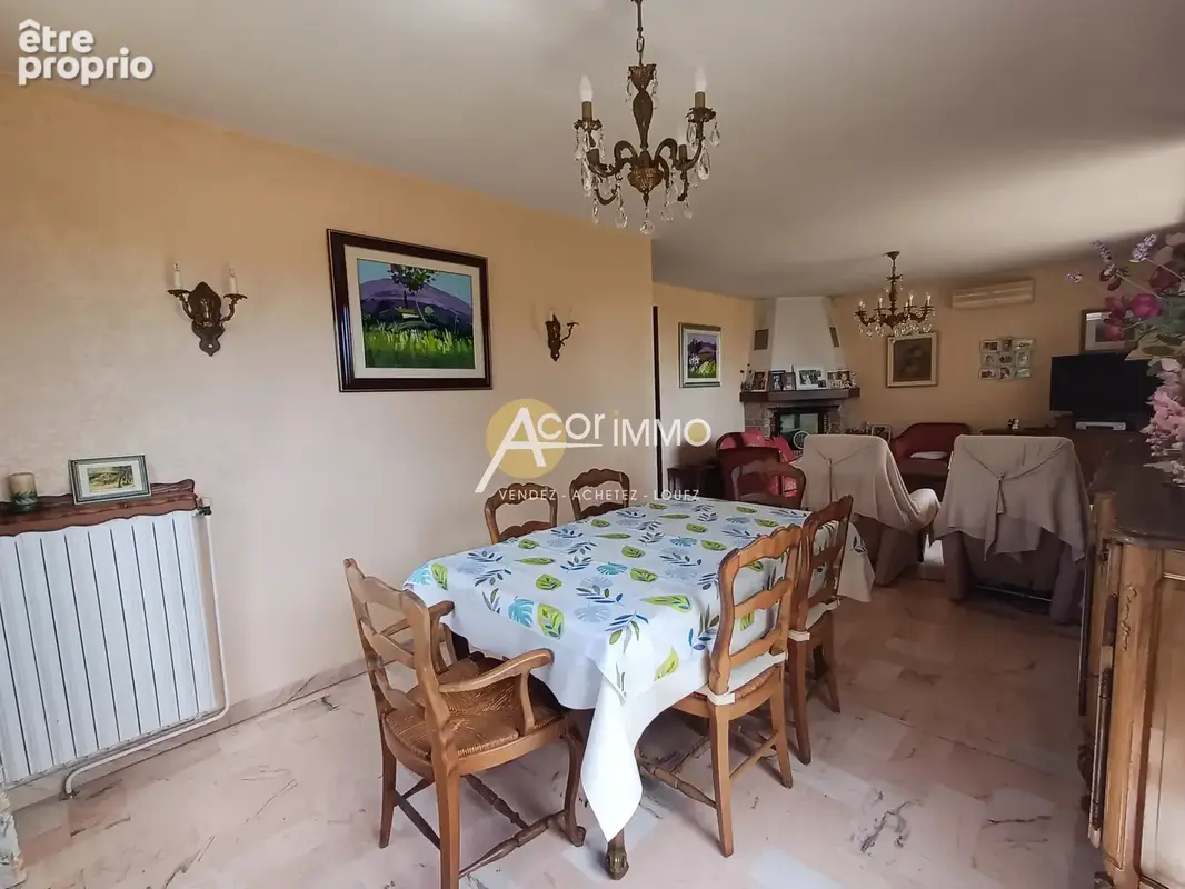Toulon   une propriété 5 chambres sur  plus de 10 000m2 de terrain - photo 15