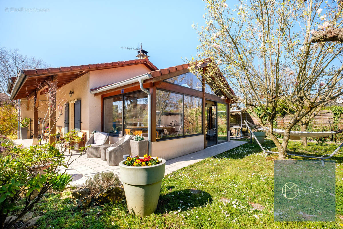 Maison à RILLIEUX-LA-PAPE