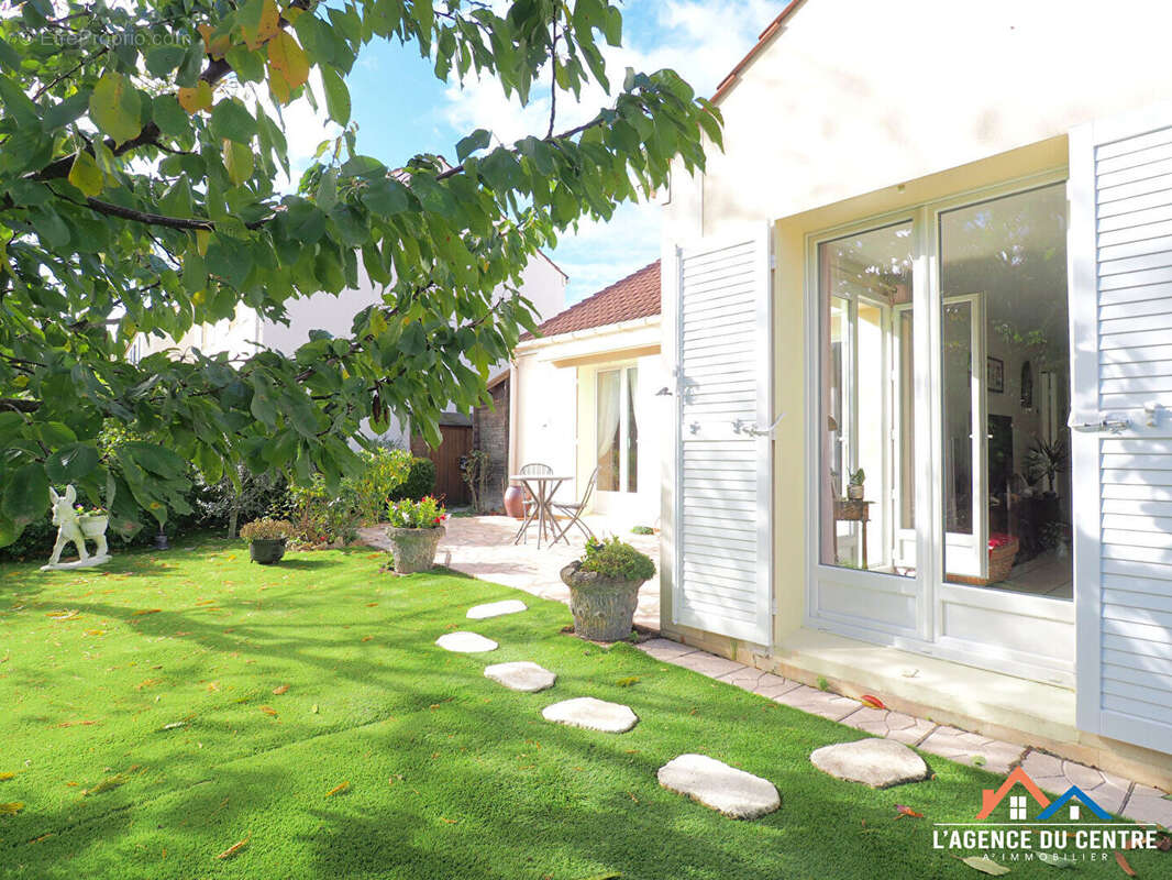 Maison à CARRIERES-SOUS-POISSY