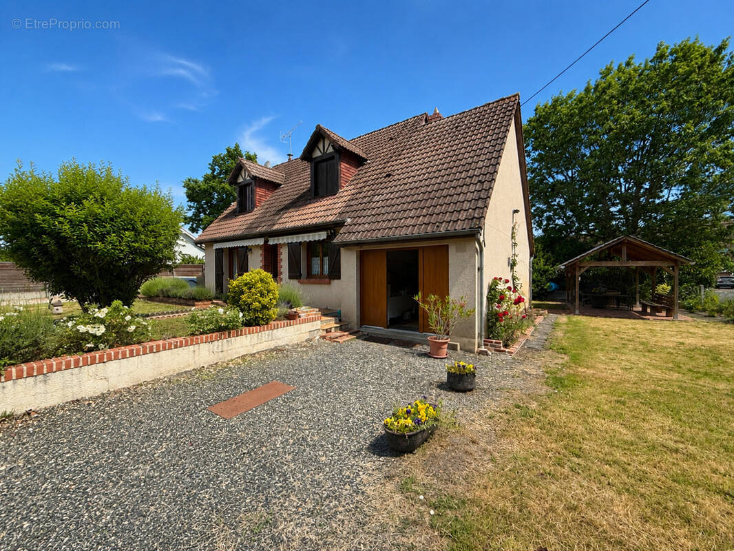 Maison à SAINT-VIATRE