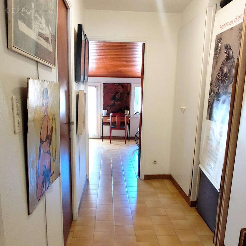 Appartement à HYERES