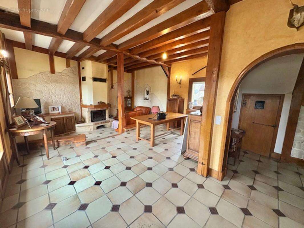 ensemble immobilier - photo 2