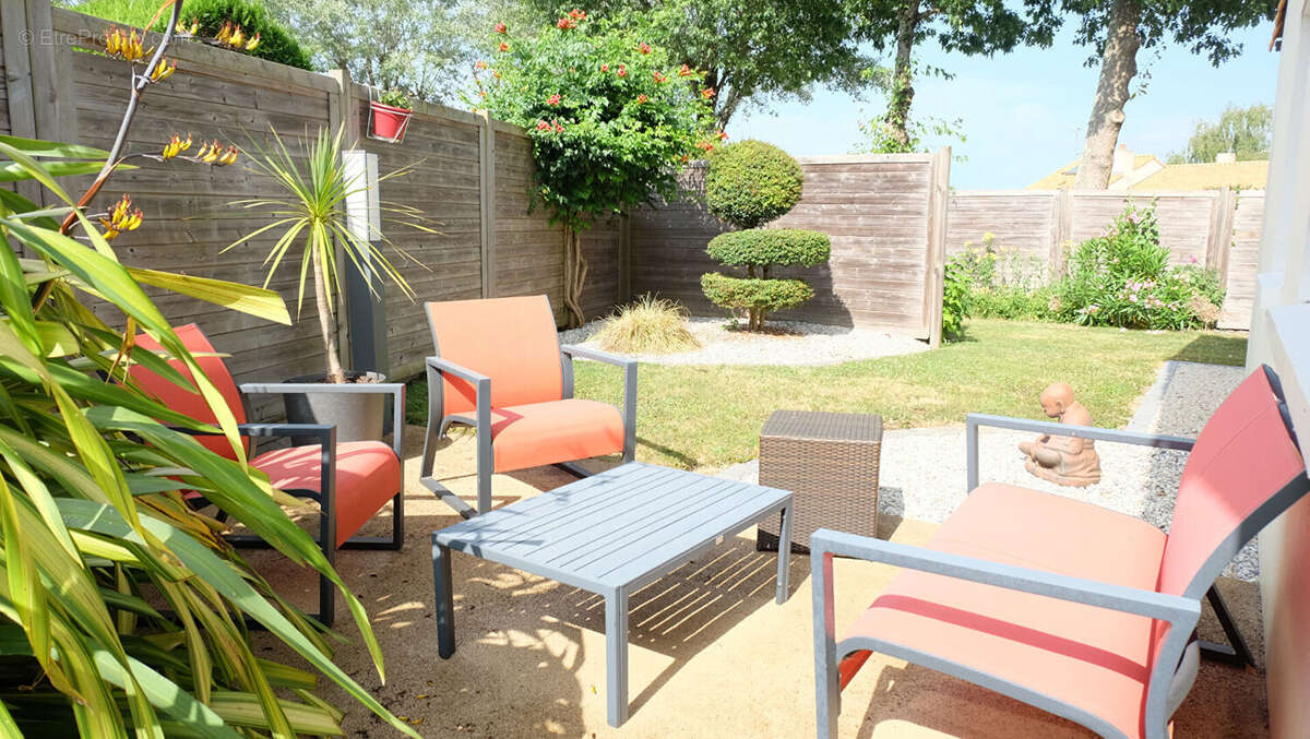 Maison à VENANSAULT