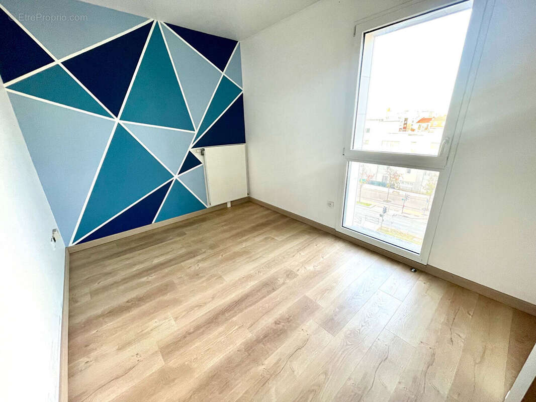 Appartement à COLOMBES