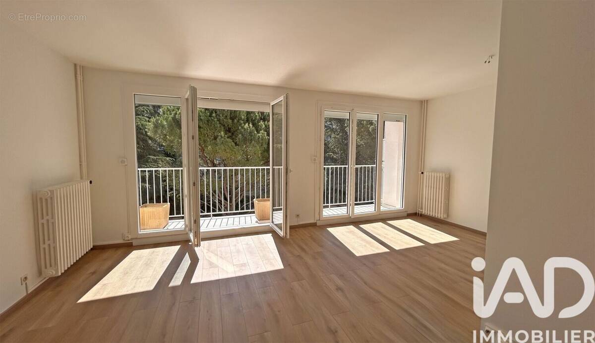 Photo 1 - Appartement à BOURG-SAINT-ANDEOL