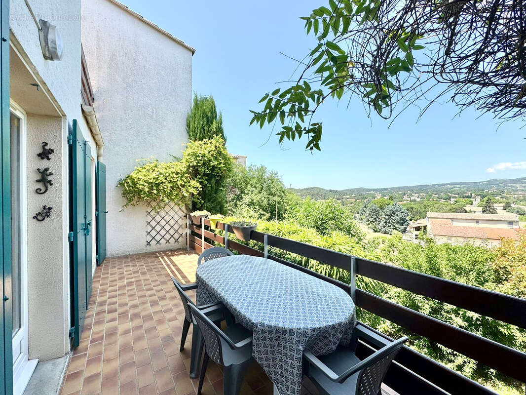 Appartement à VAISON-LA-ROMAINE