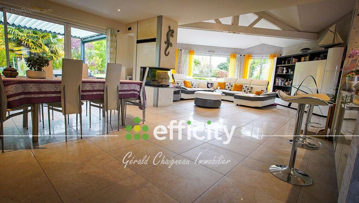 Maison à LA LIMOUZINIERE