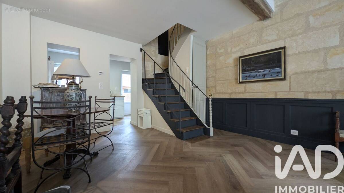 Photo 1 - Maison à LA CHARTRE-SUR-LE-LOIR