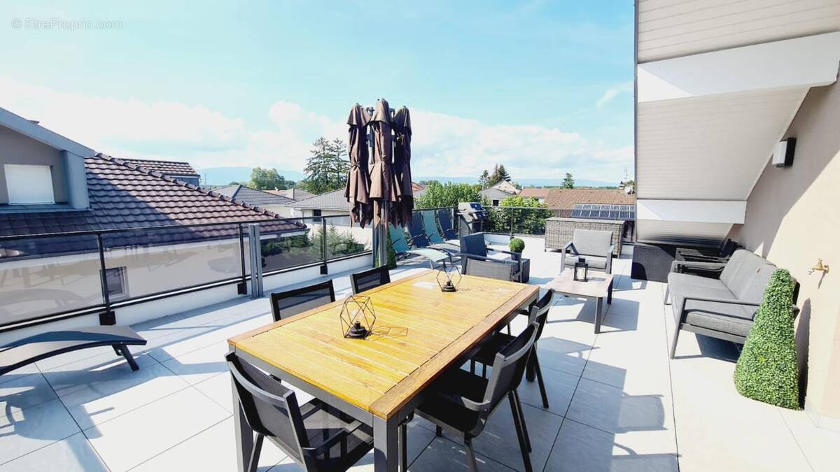 Appartement à DOUVAINE