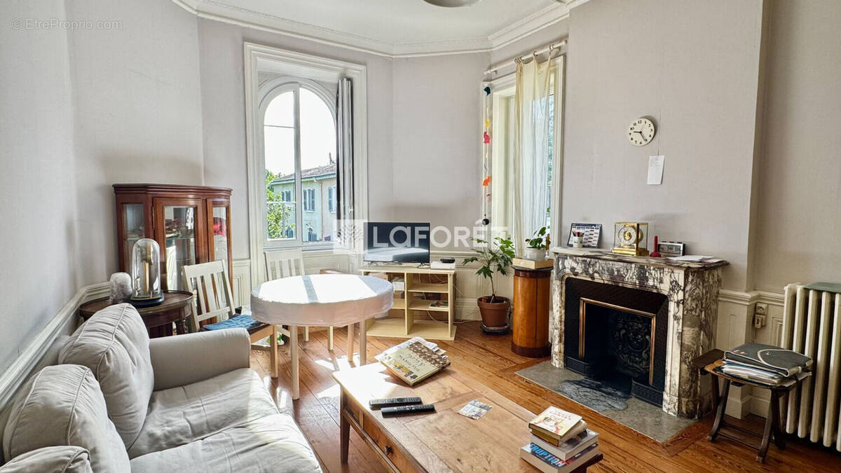 Appartement à LYON-5E