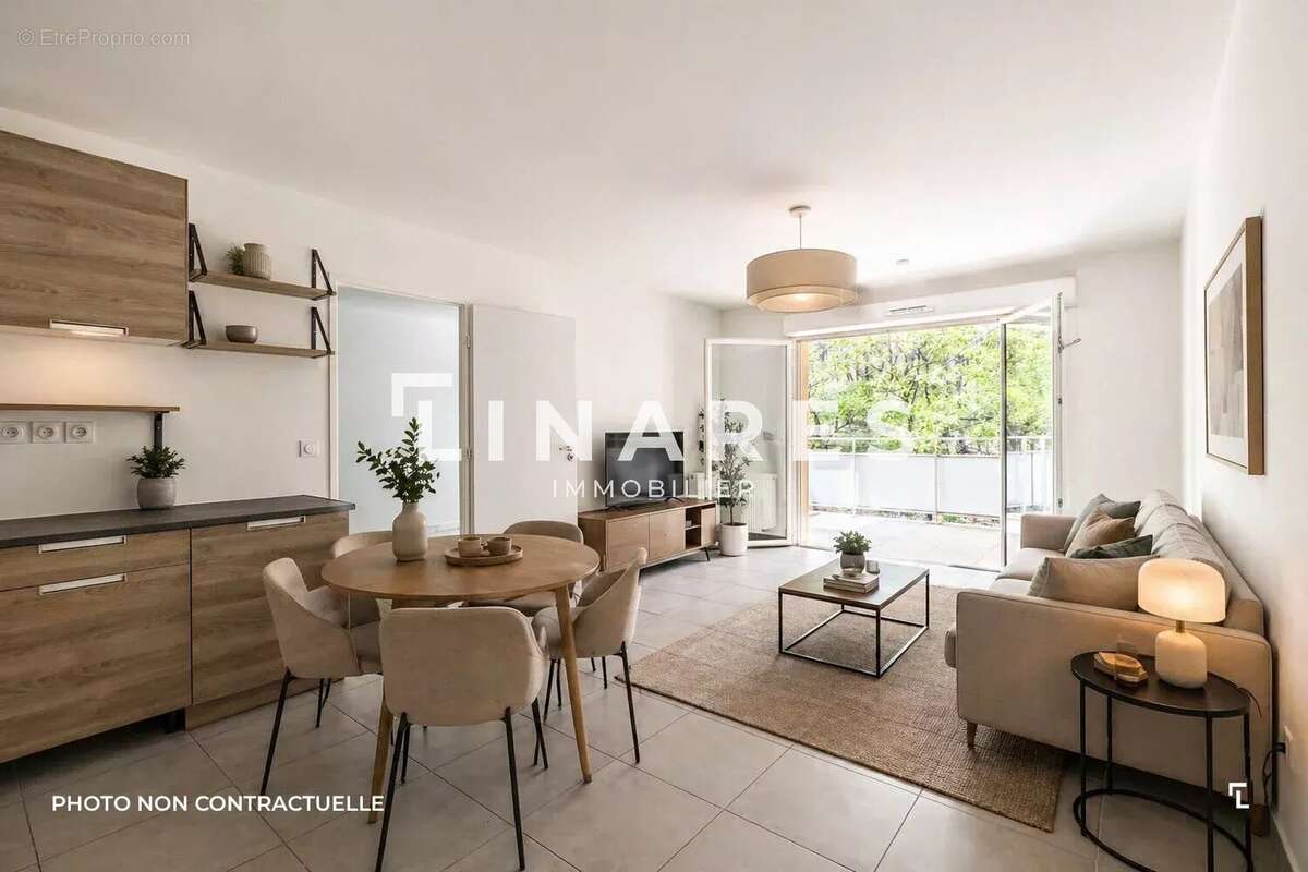 Appartement à ROUSSET
