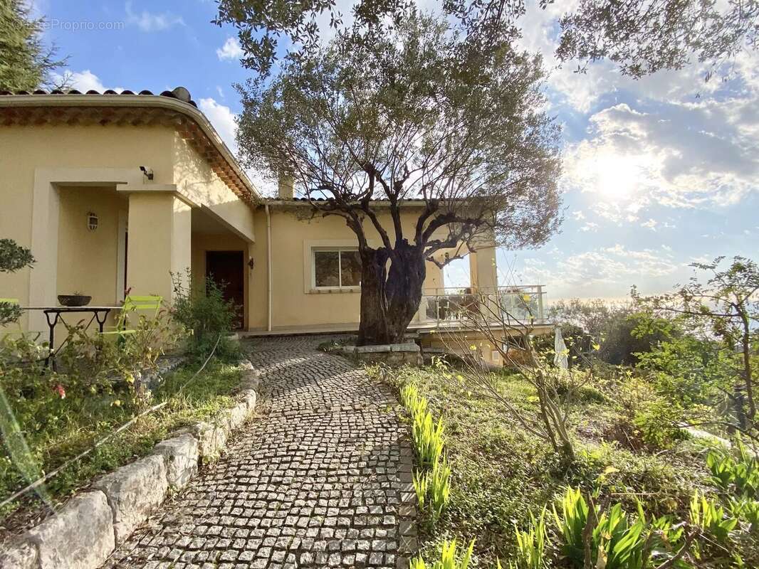 Maison à ROQUEBRUNE-CAP-MARTIN