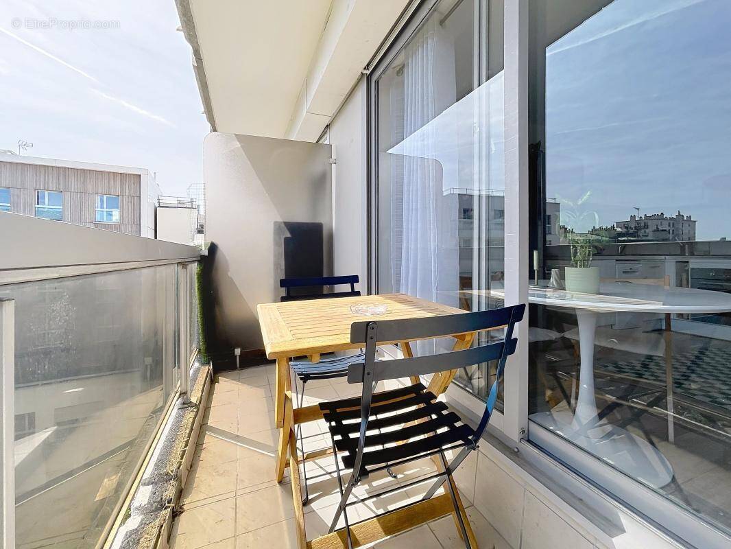 Appartement à PARIS-12E