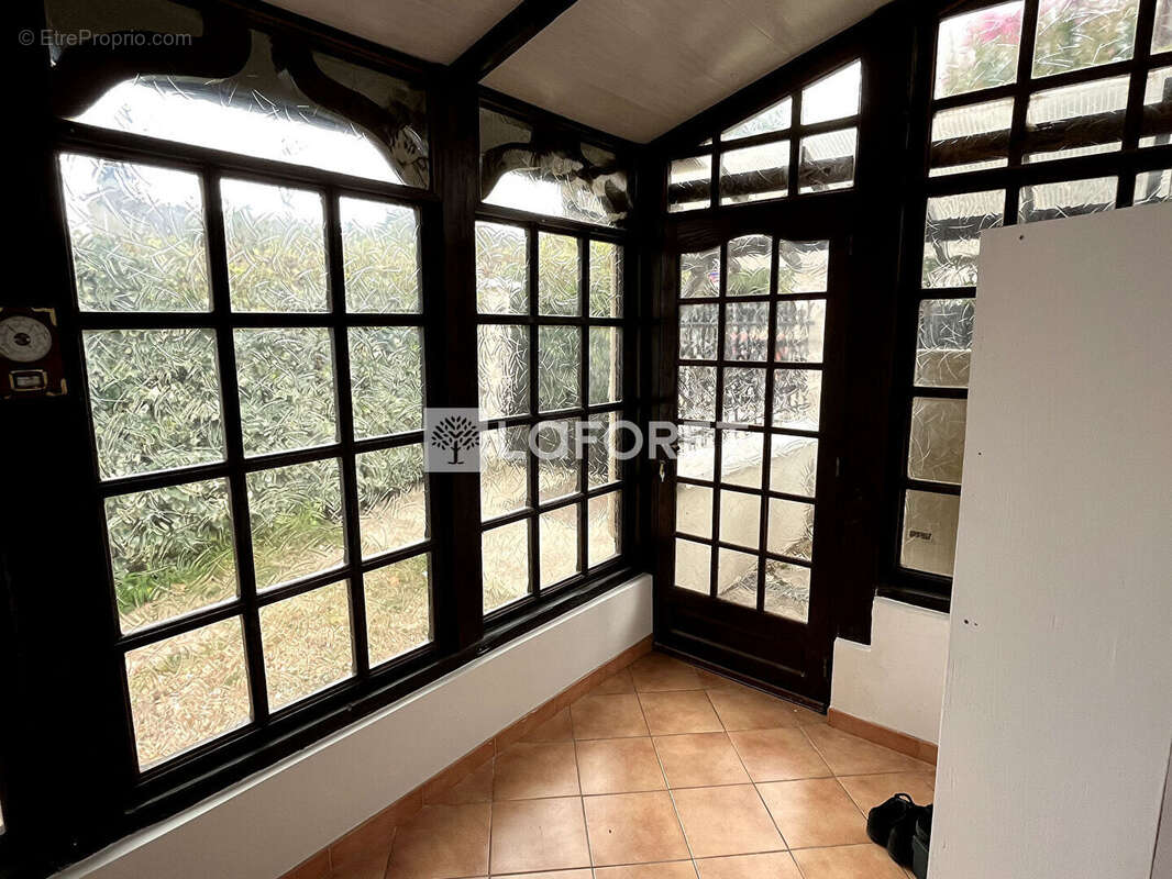 Maison à LES MUREAUX