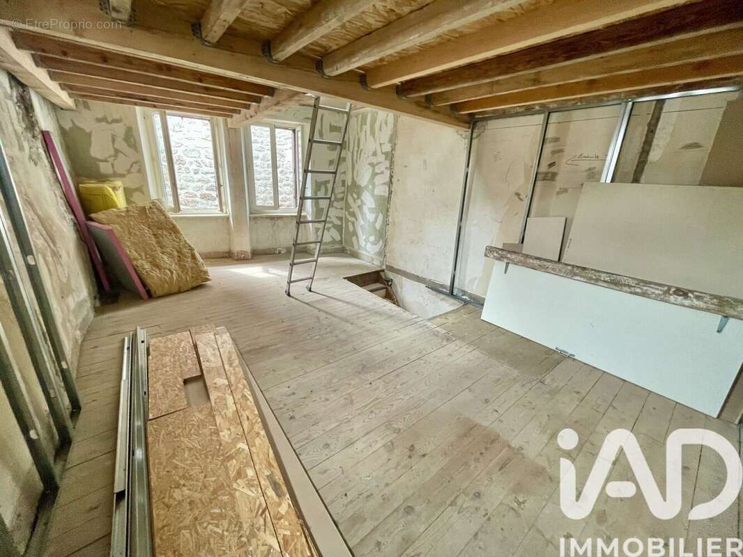 Maison 44 m² à Satillieu  - photo 5