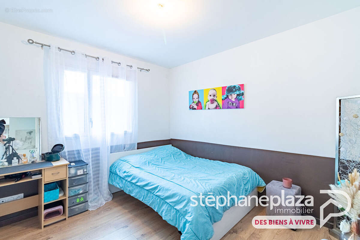 Appartement T4 avec jardin de 150m² - photo 7