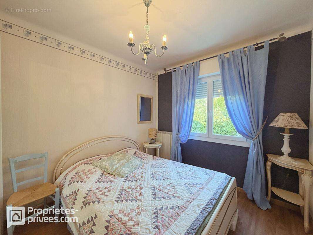 Maison à BAGNOLS-SUR-CEZE