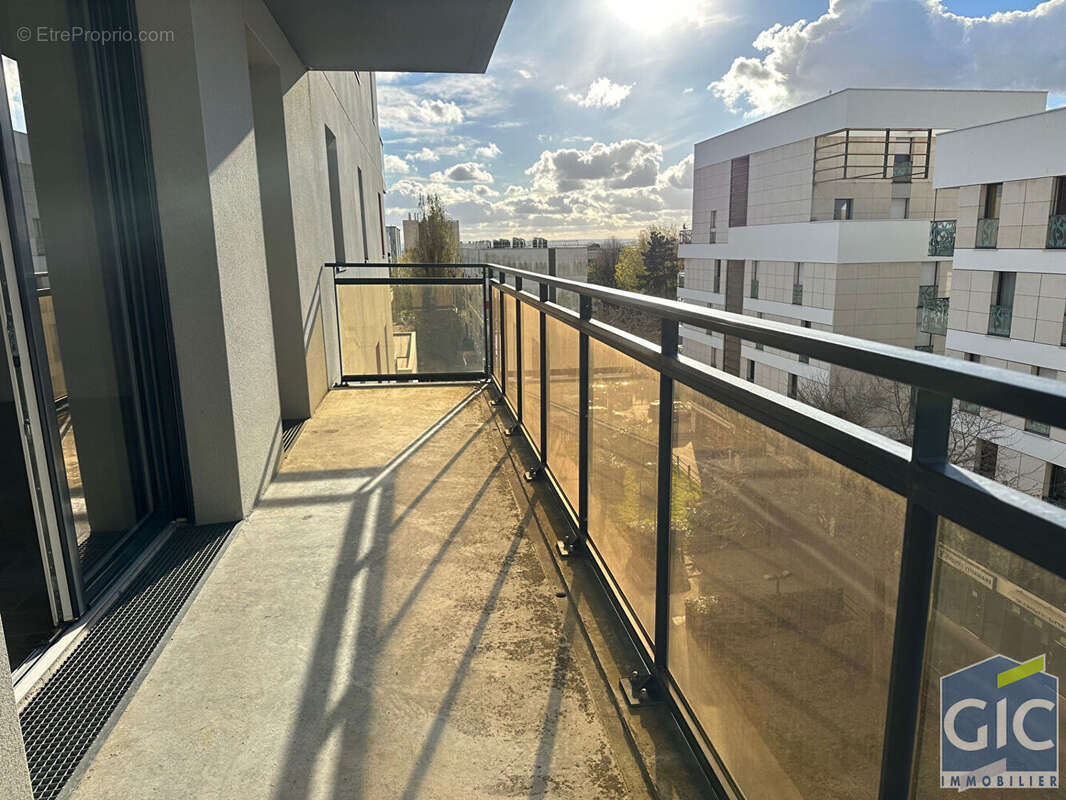 Appartement à HEROUVILLE-SAINT-CLAIR