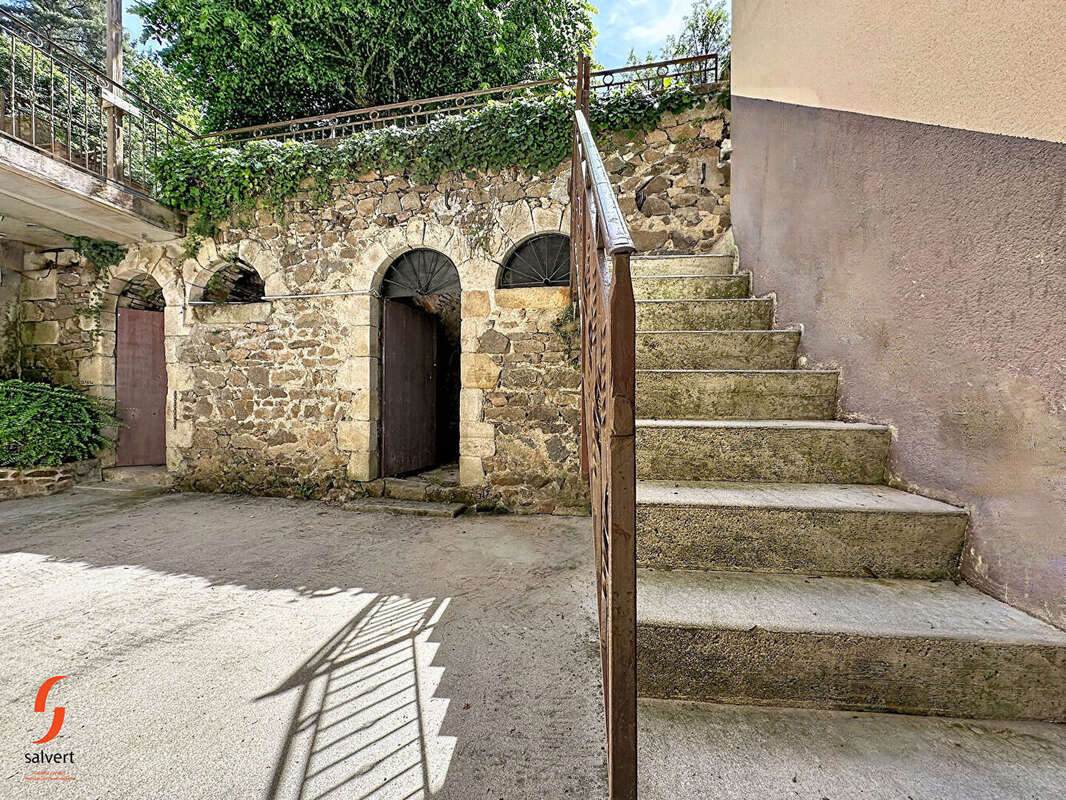 Maison à NERIS-LES-BAINS
