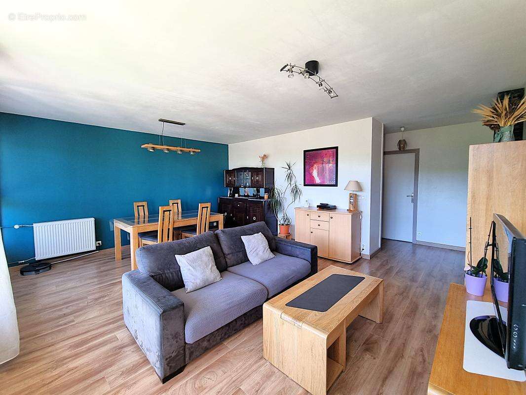 Appartement à FONTAINES-SUR-SAONE