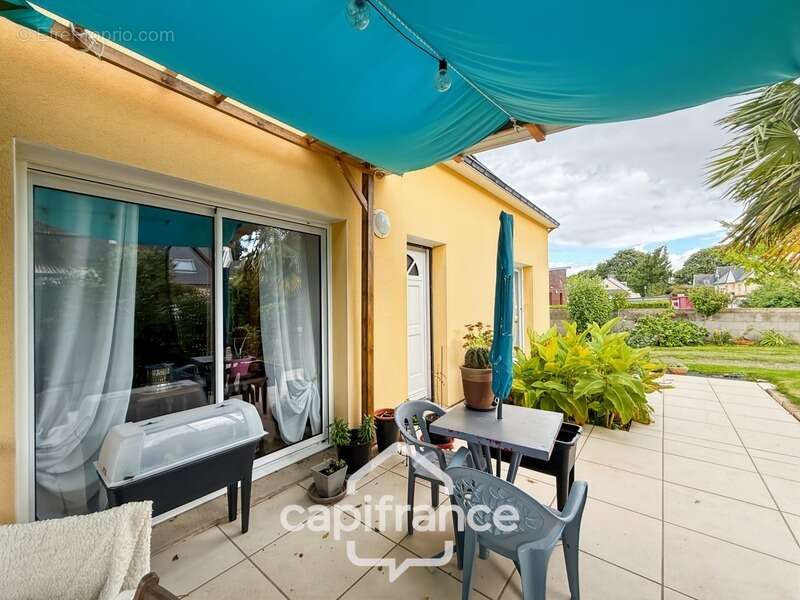 Maison à NOYAL-PONTIVY