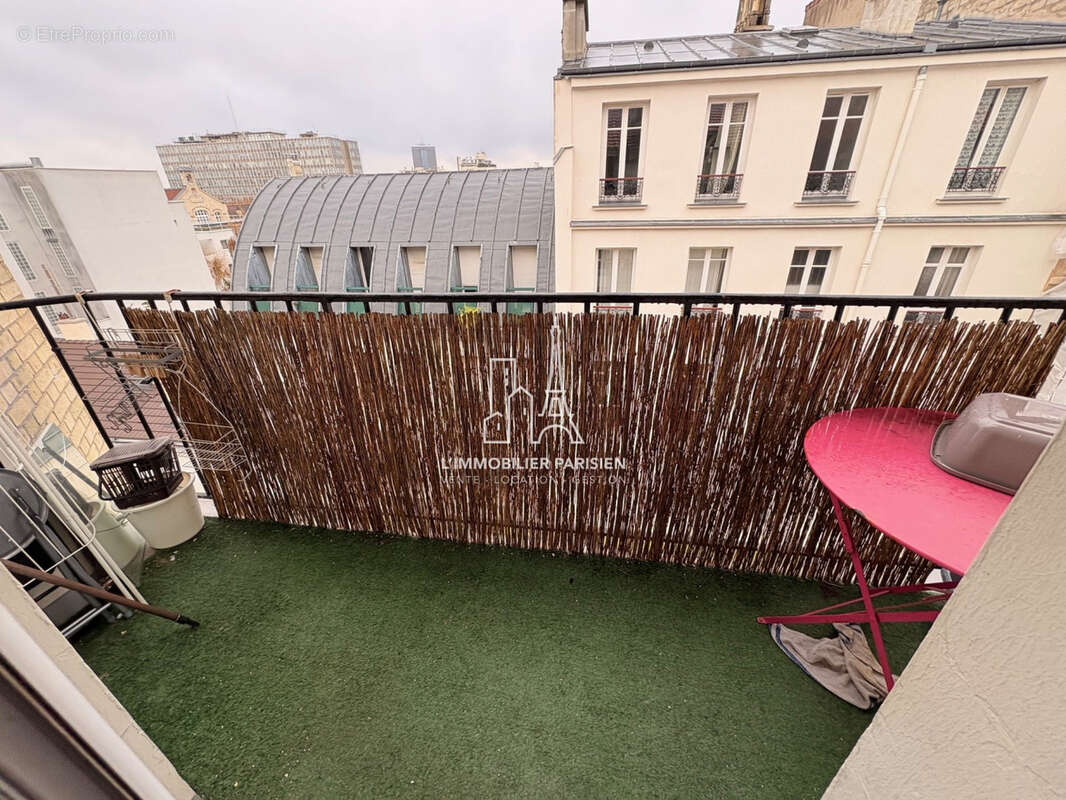 Appartement à PARIS-19E