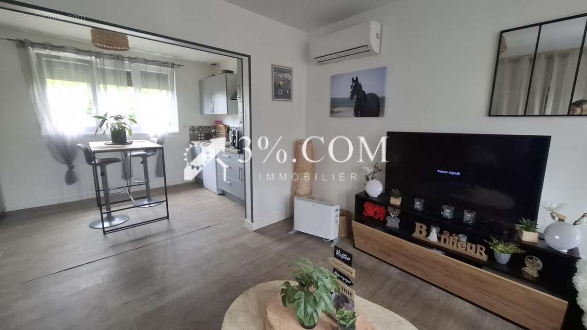 Maison à NEUVILLE-COPPEGUEULE