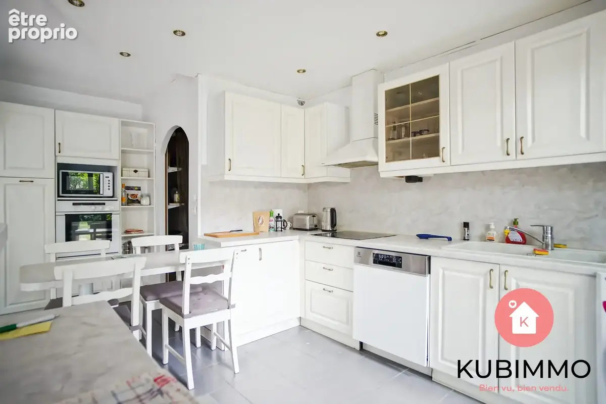 Appartement 5 pièces 104 m² à vendre à Champs-Sur-Marne (77420) - photo 9