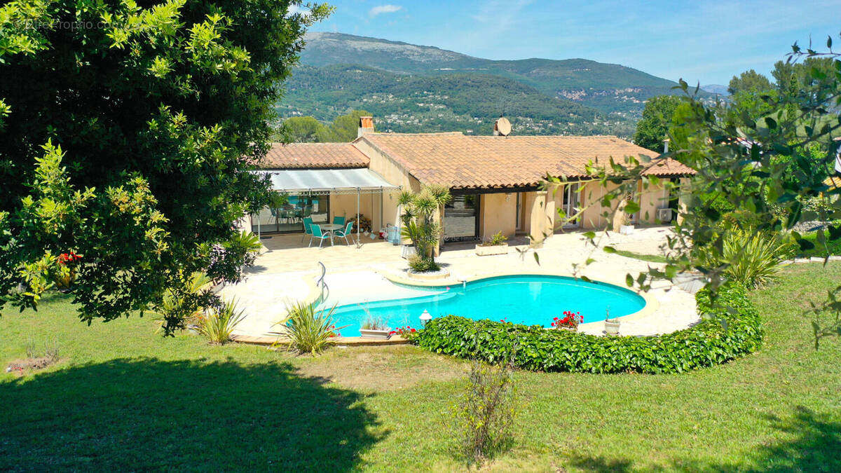 Maison à PEYMEINADE