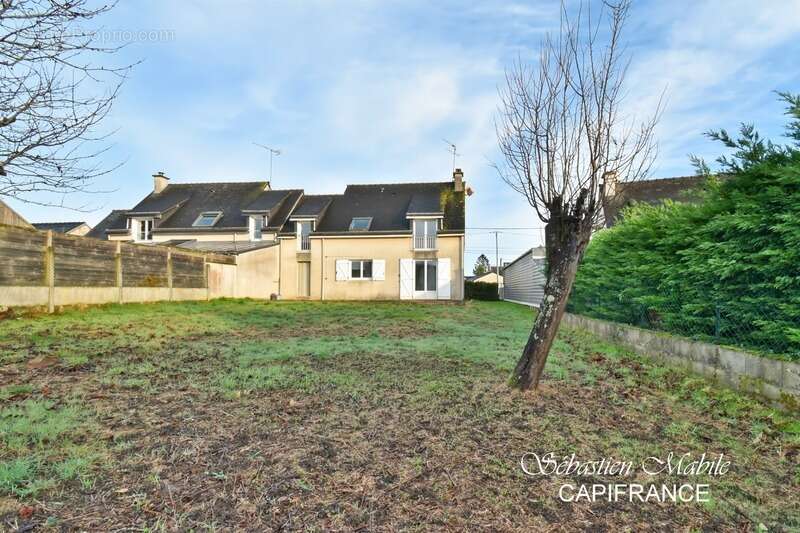 Maison à PLEINE-FOUGERES