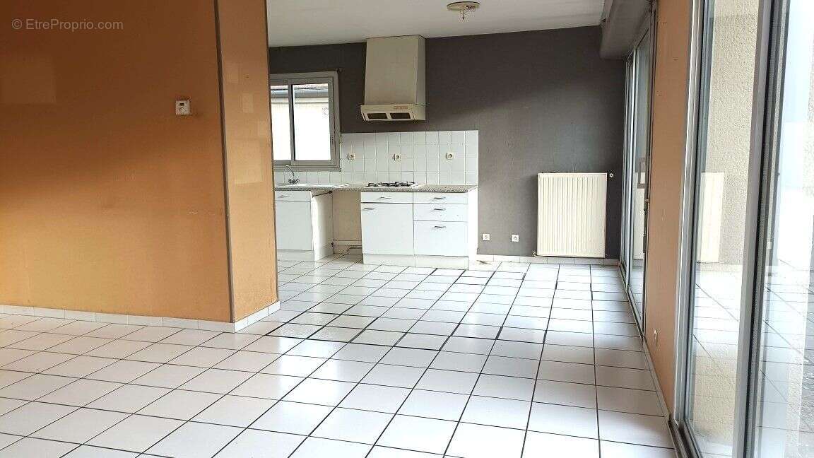 Maison à MEZIDON-CANON