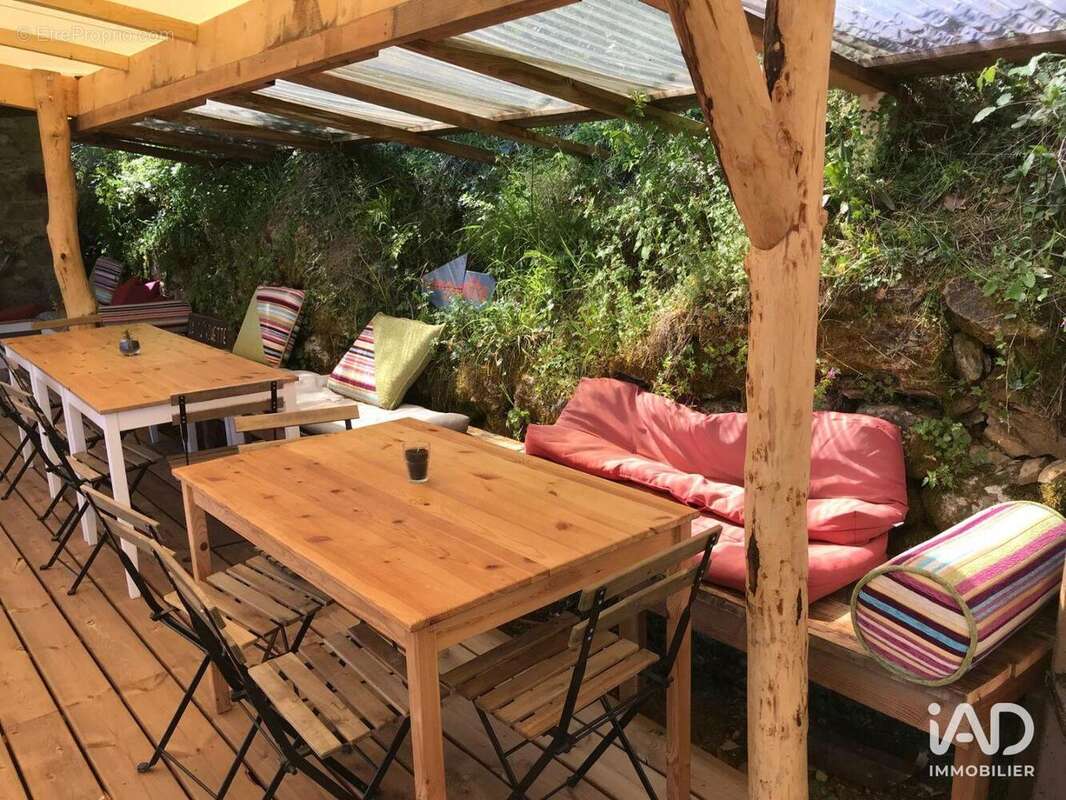 Photo 7 - Commerce à ALBAS