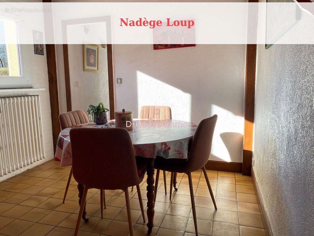 Maison à LEUGNY