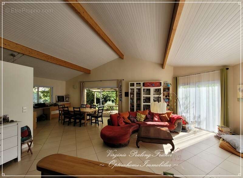 Maison à BLANQUEFORT