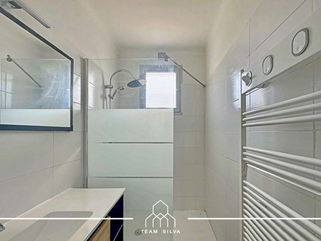 Maison 120 m² à Solaize  - photo 9