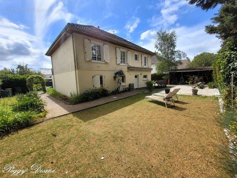 Maison à CHAMBRAY-LES-TOURS