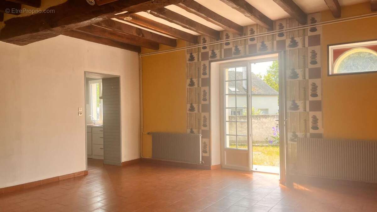 Maison à CHATEAU-DU-LOIR