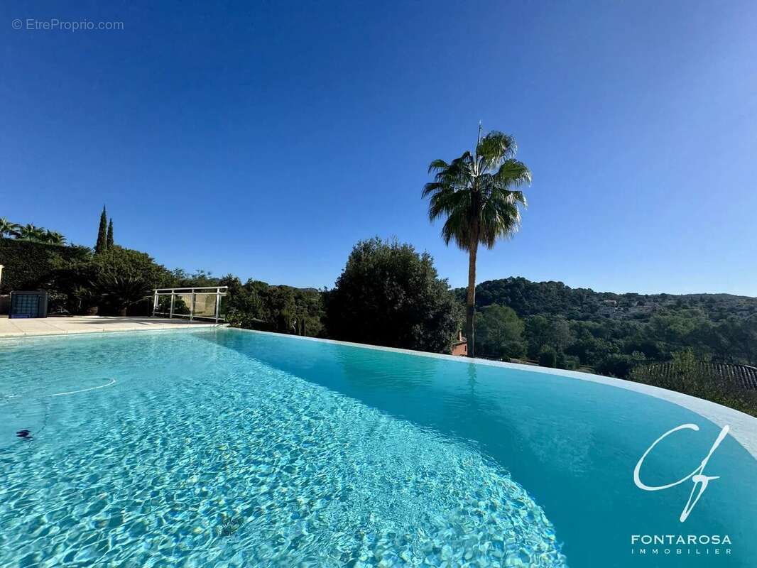 Maison à SAINT-RAPHAEL